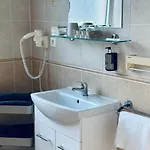 U Zamecku 108 דירה