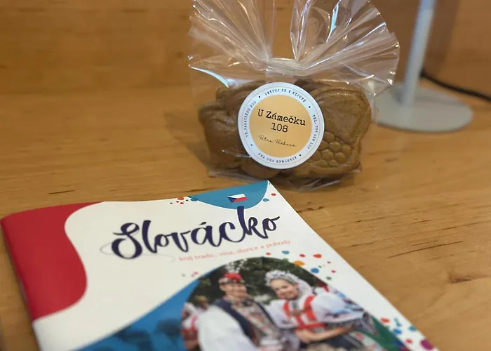U Zamecku 108 شقة كيجوف